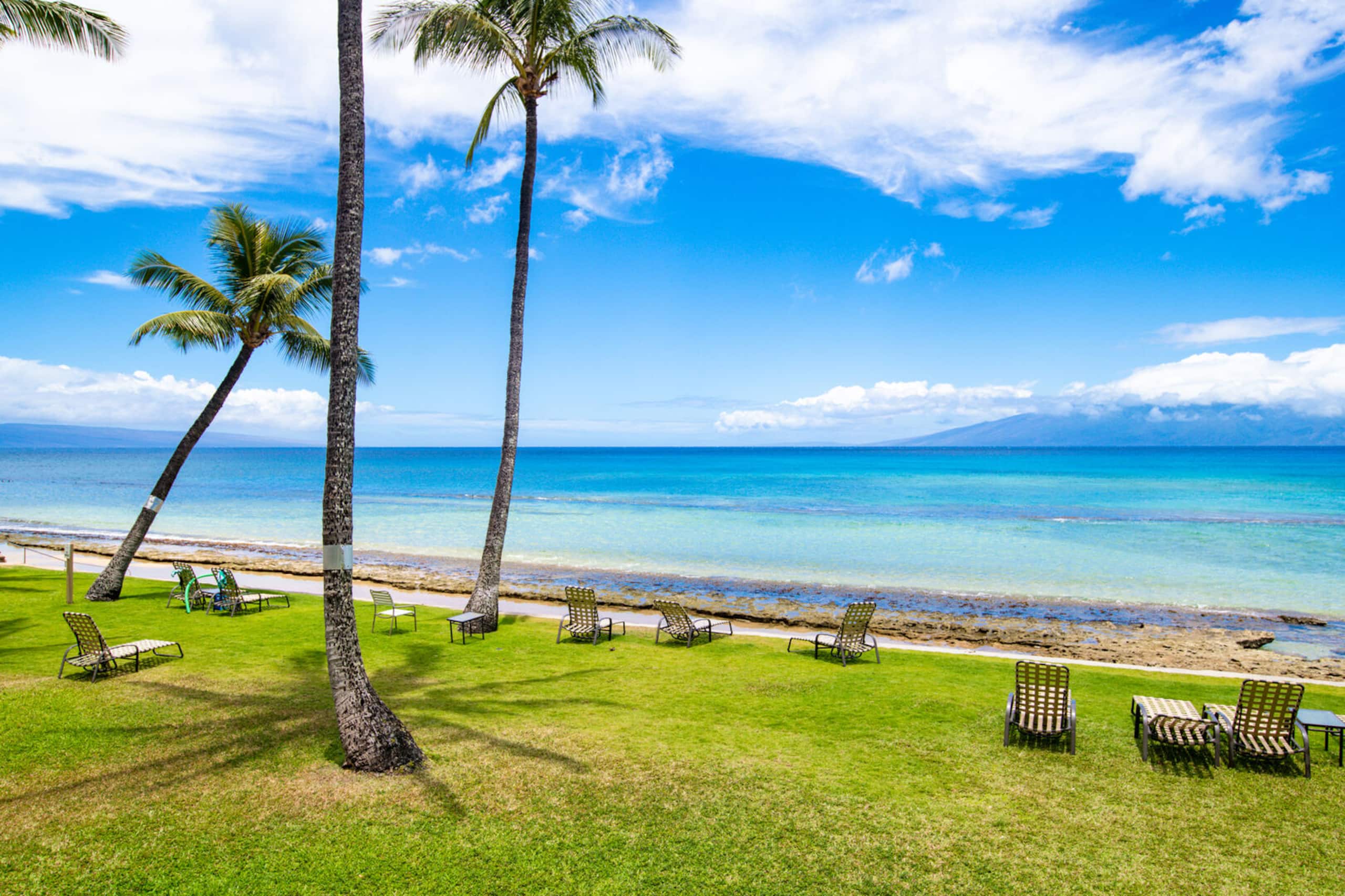 Condo in Lahaina · ★4.76 · 2 bedrooms · 4 beds · 2 private baths - Image 4