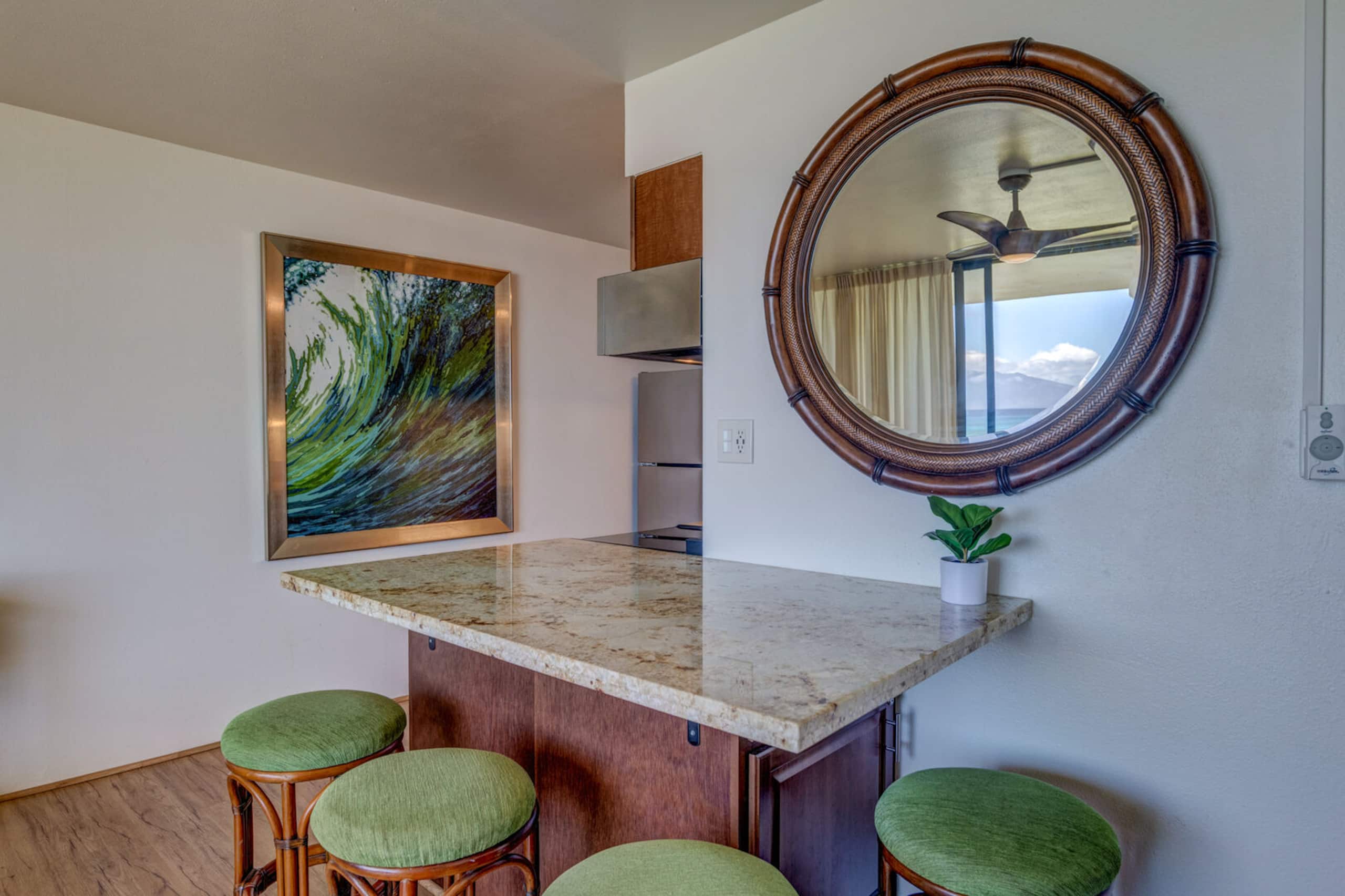 Condo in Lahaina · ★4.76 · 2 bedrooms · 4 beds · 2 private baths - Image 11