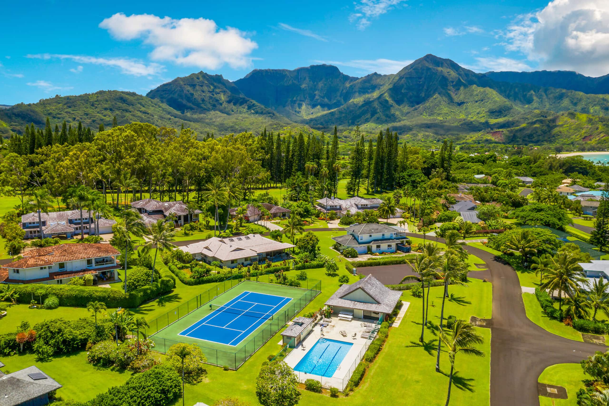 Home in Princeville · ★4.97 · 4 bedrooms · 6 beds · 2 private baths - Image 38