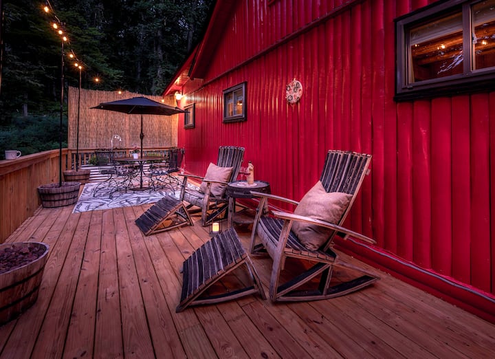 Top 12 PetFriendly Cabins In And Near Harpers Ferry, West Virginia