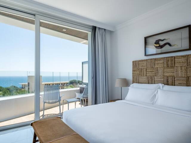 Family Apartment LLevant 3 Rooms Sea view gallery image 5
