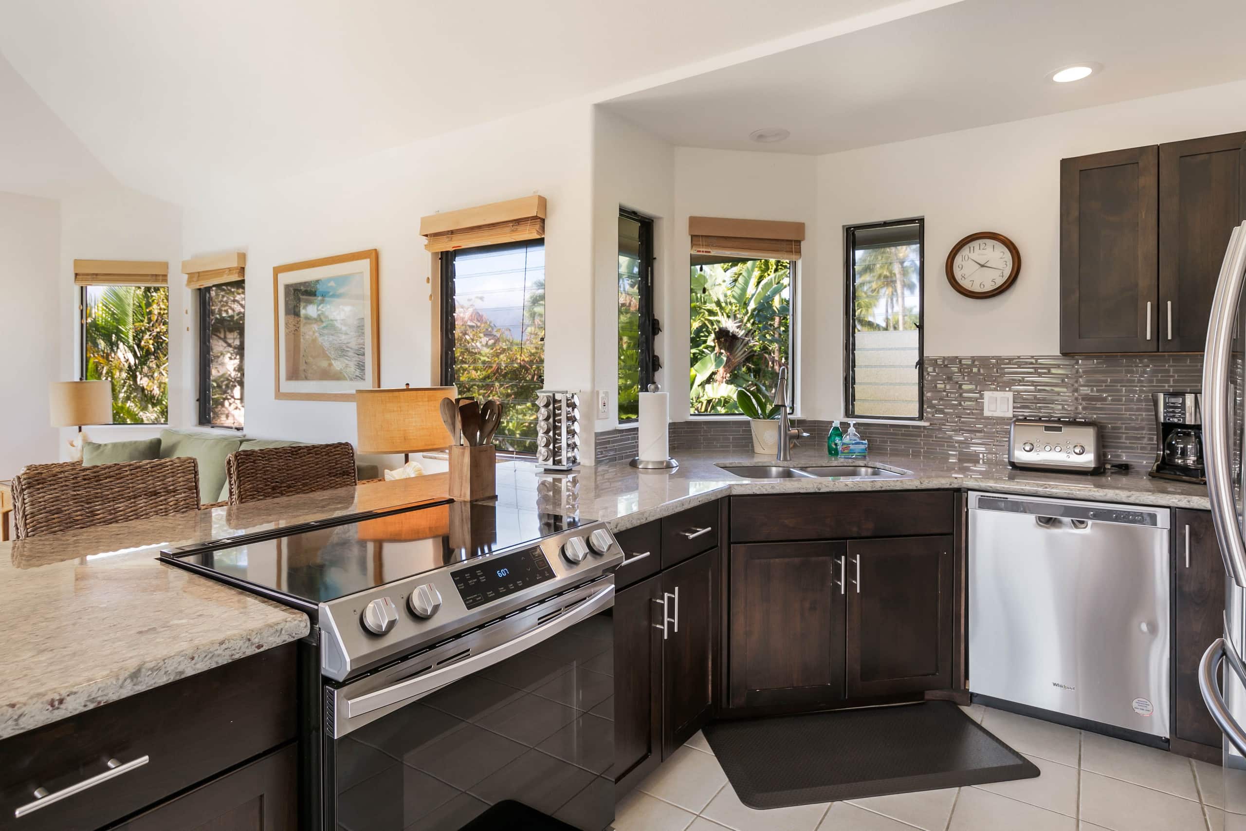 Condo in Princeville · ★5.0 · 2 bedrooms · 3 beds · 2.5 baths - Image 11