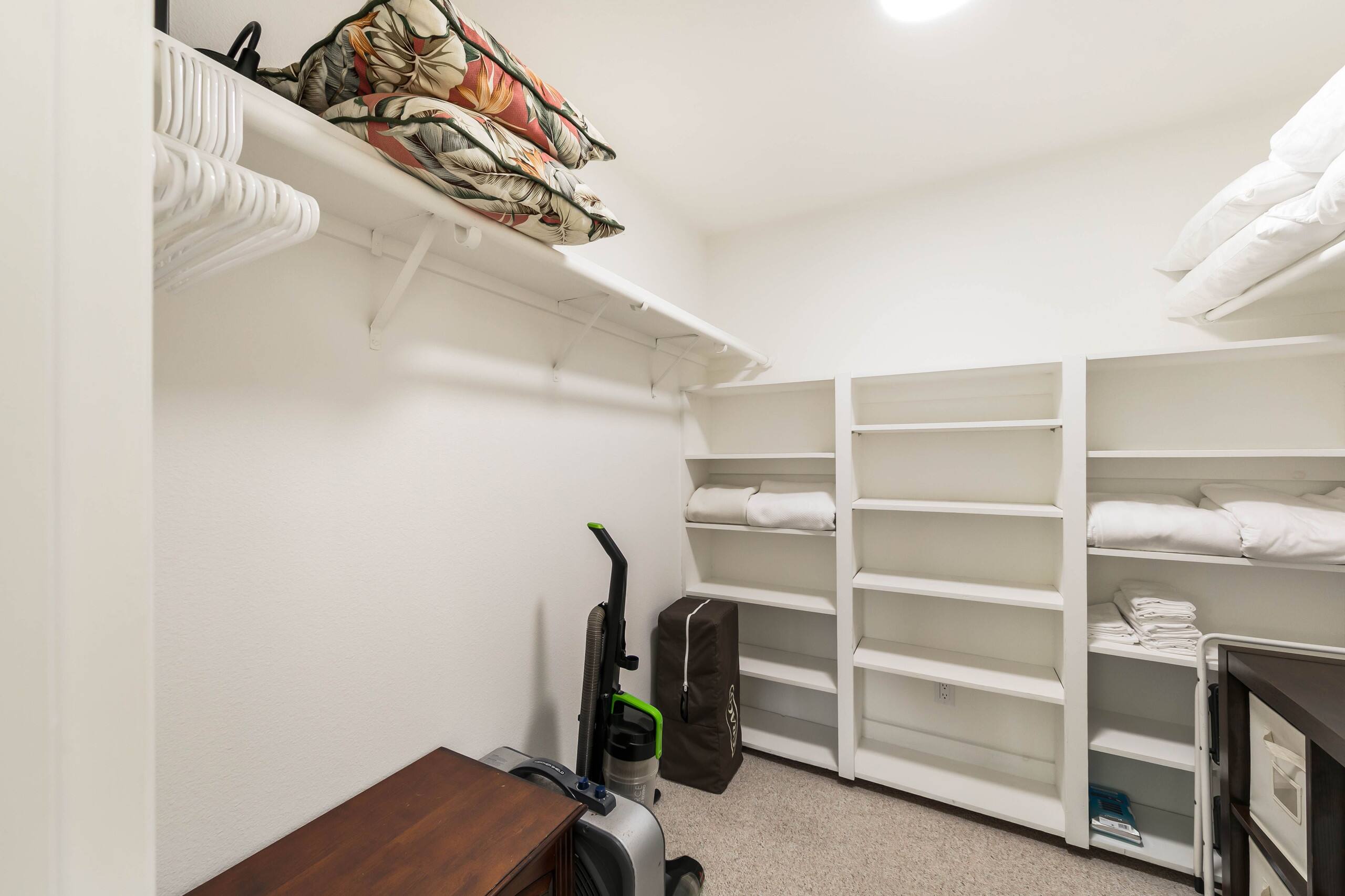 Condo in Princeville · ★5.0 · 2 bedrooms · 3 beds · 2.5 baths - Image 18
