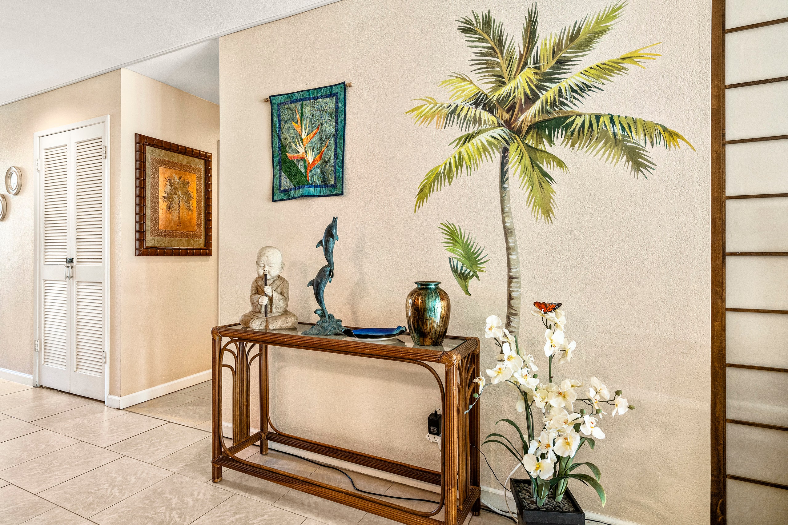 Condo in Kailua-Kona · ★4.7 · 2 bedrooms · 3 beds · 2 shared baths - Image 9