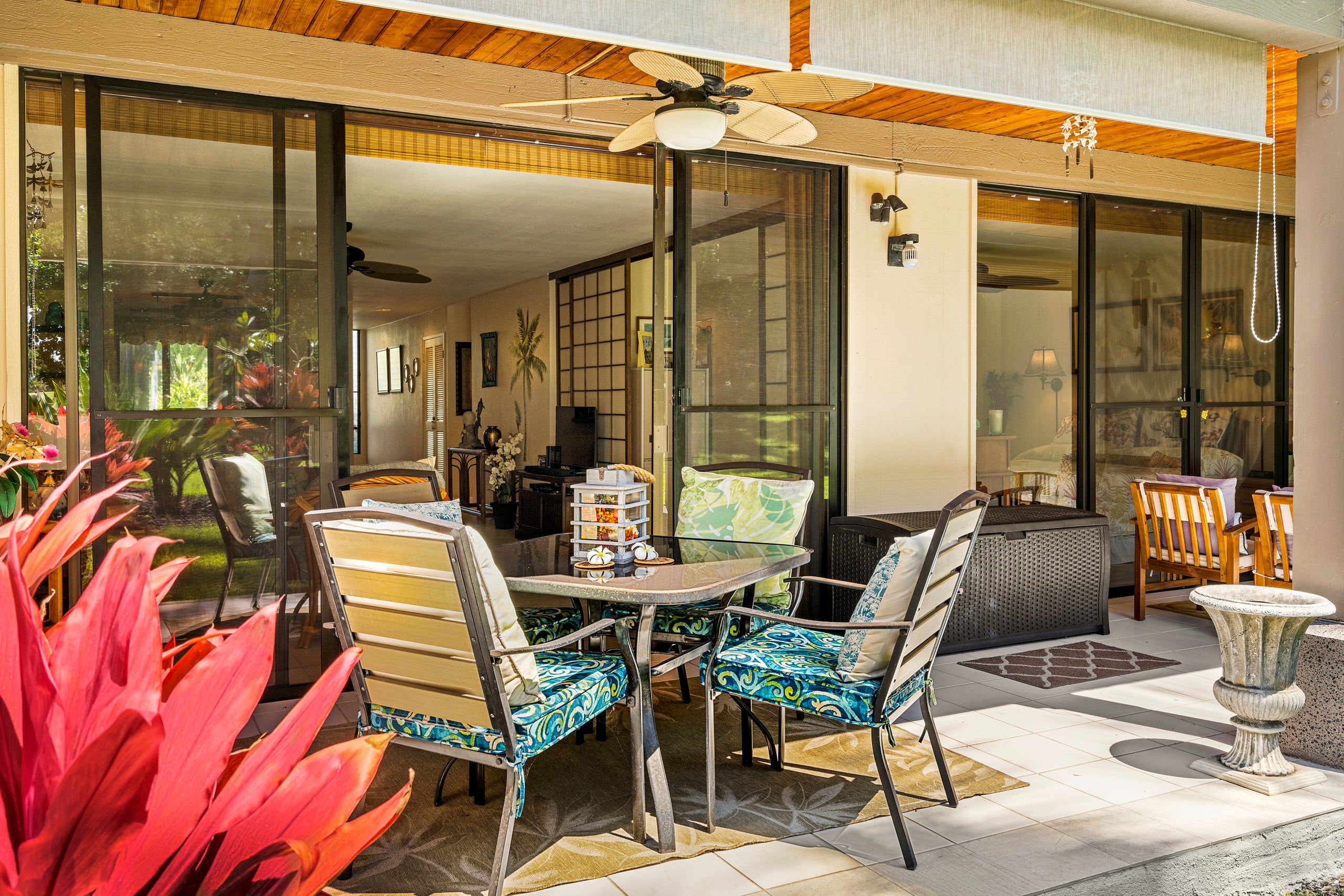 Condo in Kailua-Kona · ★4.7 · 2 bedrooms · 3 beds · 2 shared baths - Image 22