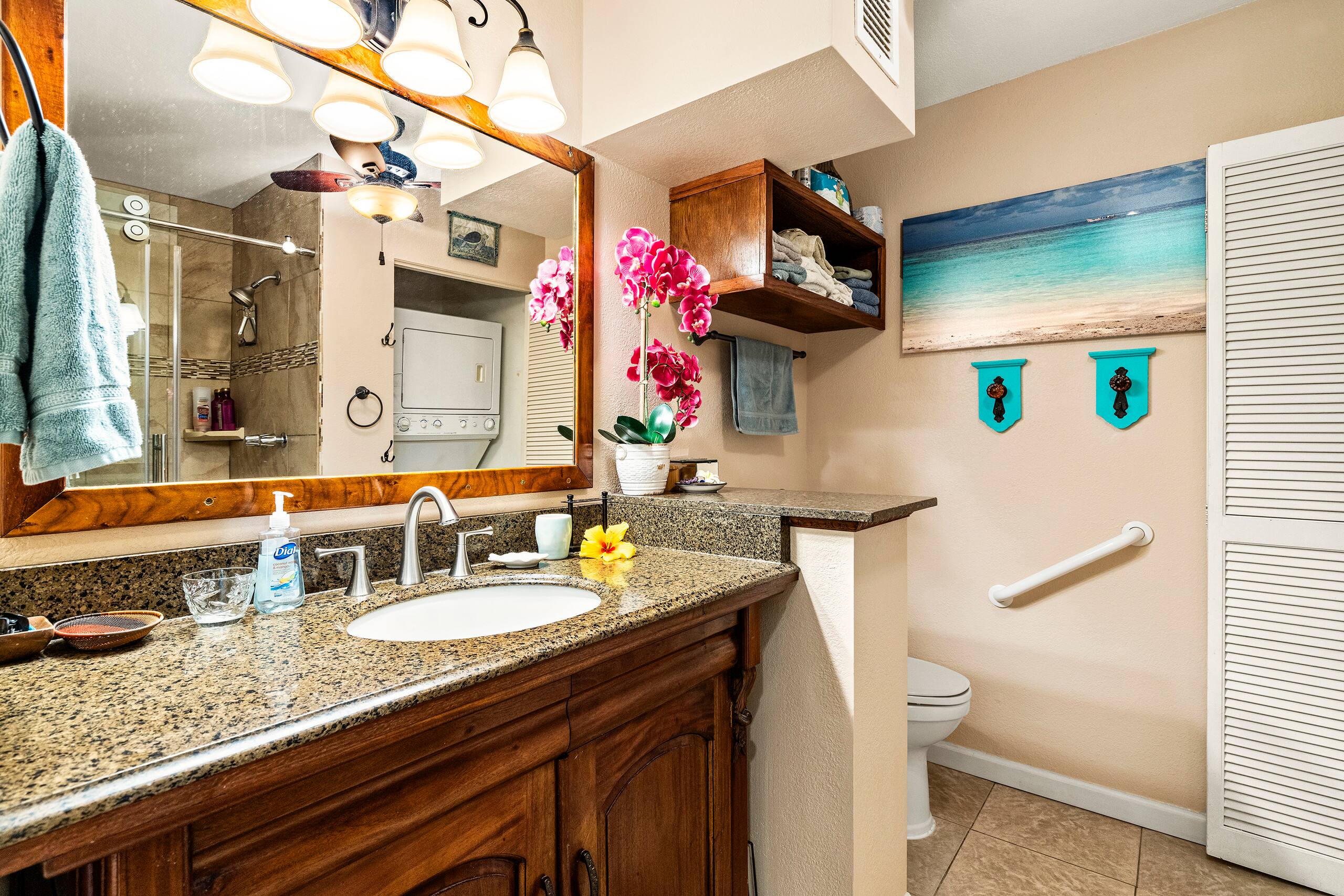 Condo in Kailua-Kona · ★4.7 · 2 bedrooms · 3 beds · 2 shared baths - Image 19