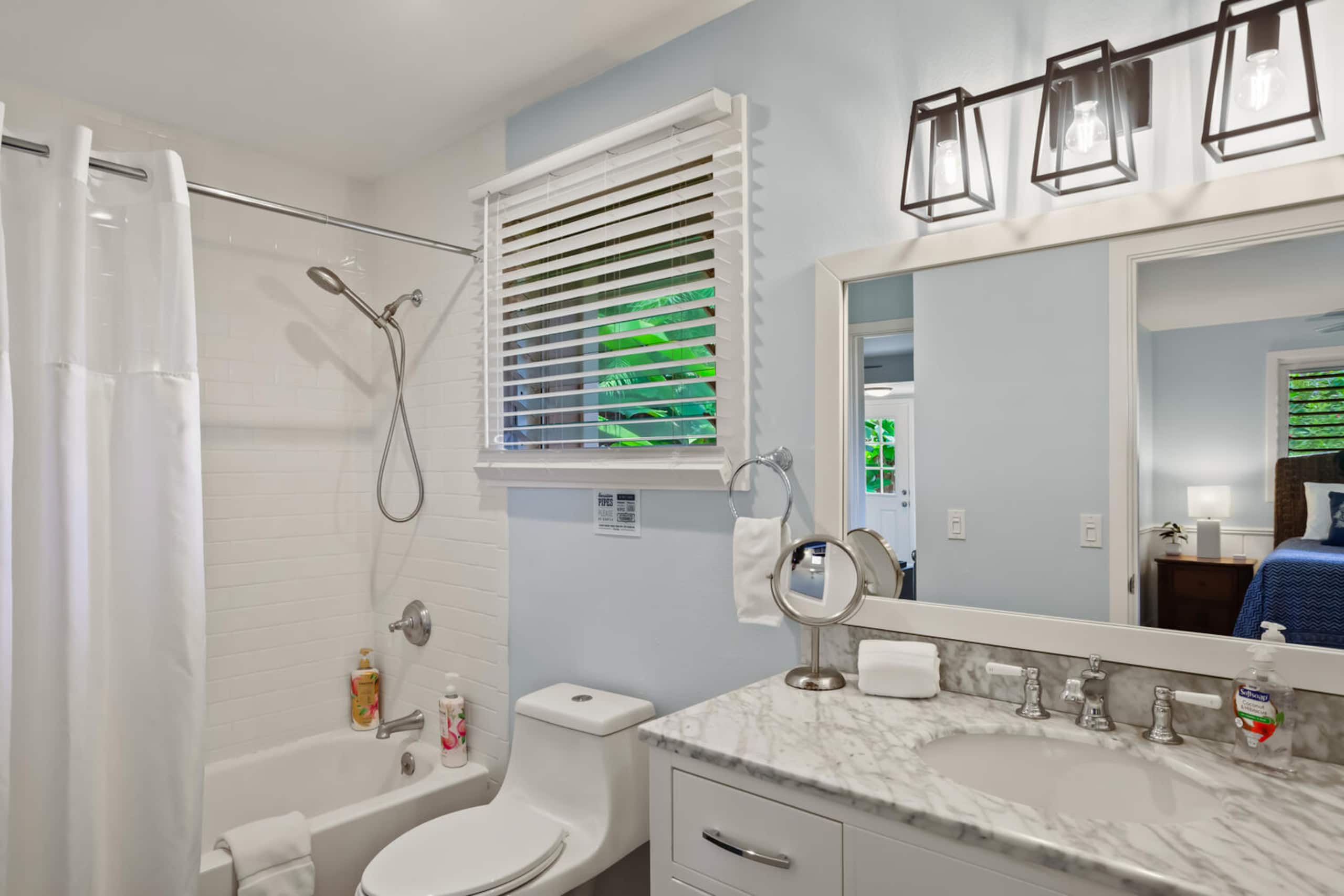 koolkondo Surf Bungalow with Pool by the beach - Photo 5