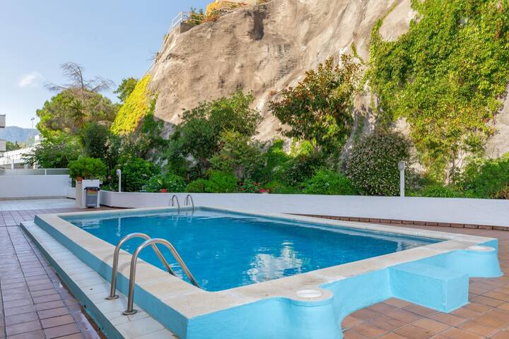 Pool Apartment Near Beach 5