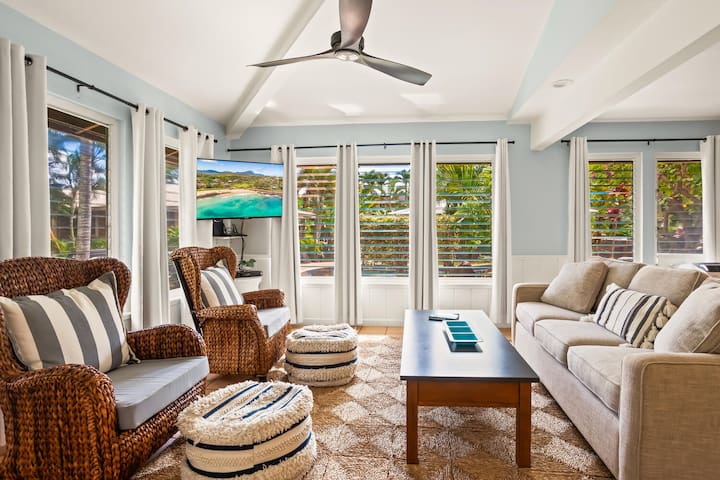 koolkondo Hula Bungalow with Pool by the beach