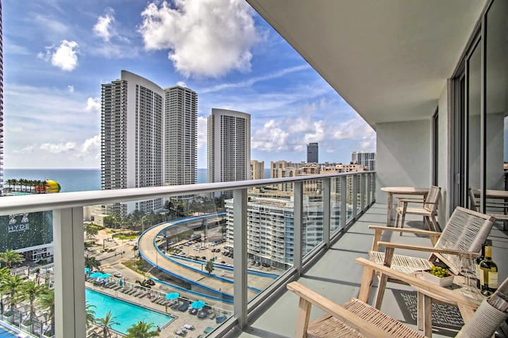 Upscale Condo w/ Pool Access in Hyde Beach House!