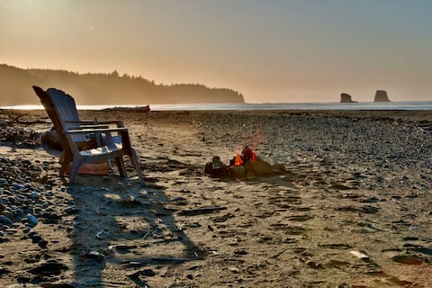 Eddie Bauer's former Beachfront Cottage
