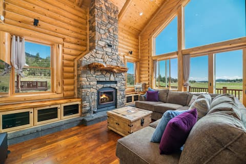 5 Bedroom Luxury Log Cabin, Foosball, Jet Tub, AC