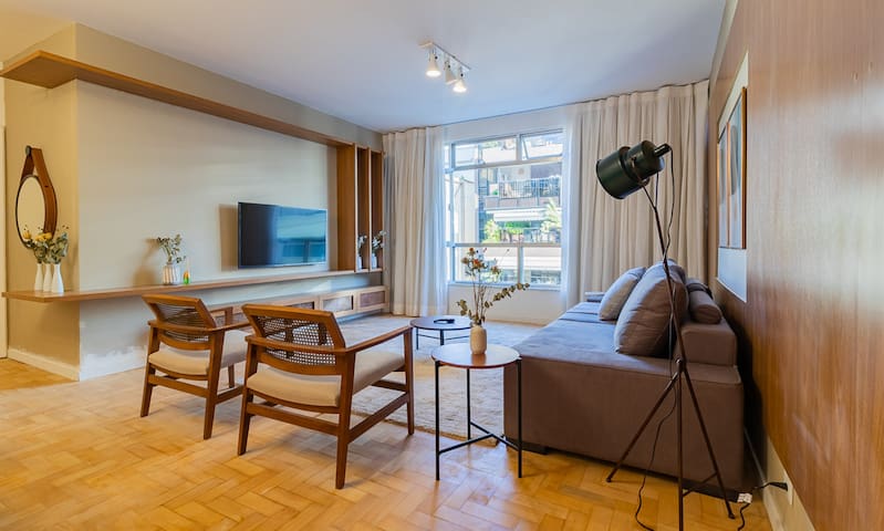 Tabas |Moderno 3qtos prox Praia do Leblon| LB0001