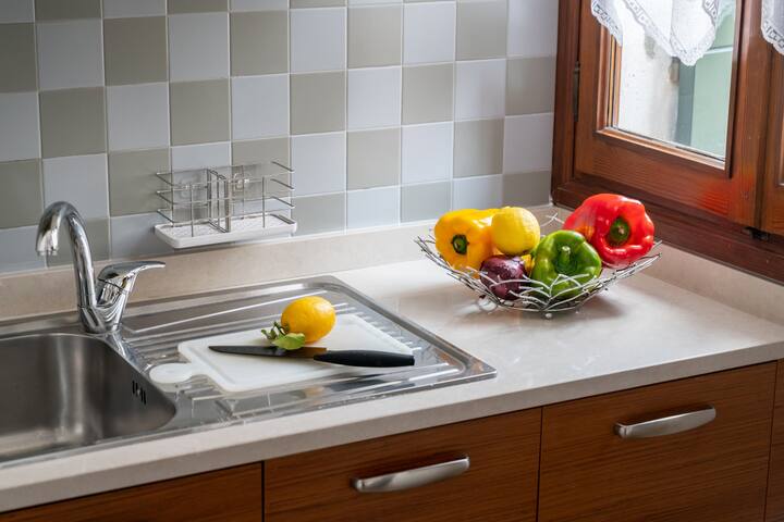 Duplex with the rooftop step away Piazza S. Marco gallery image 4