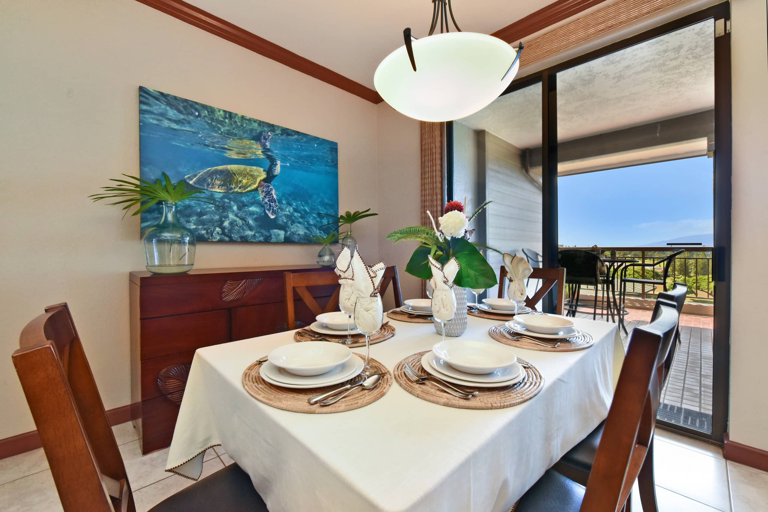 Condo in Lahaina · ★4.87 · 2 bedrooms · 2 beds · 2 baths - Image 5