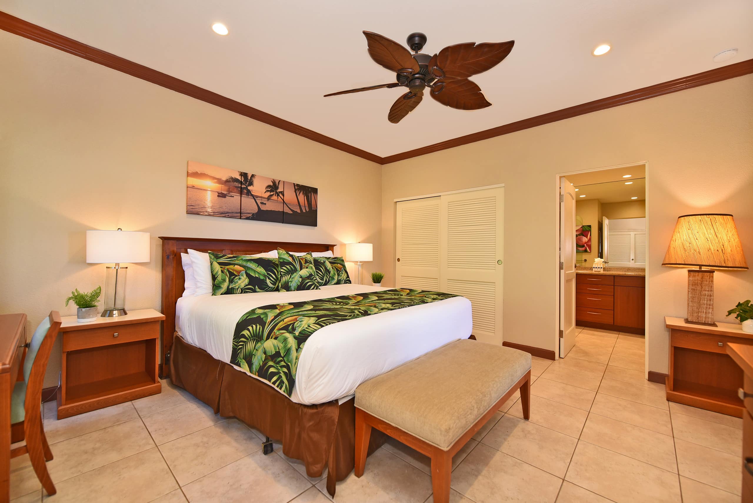 Condo in Lahaina · ★4.87 · 2 bedrooms · 2 beds · 2 baths - Image 9