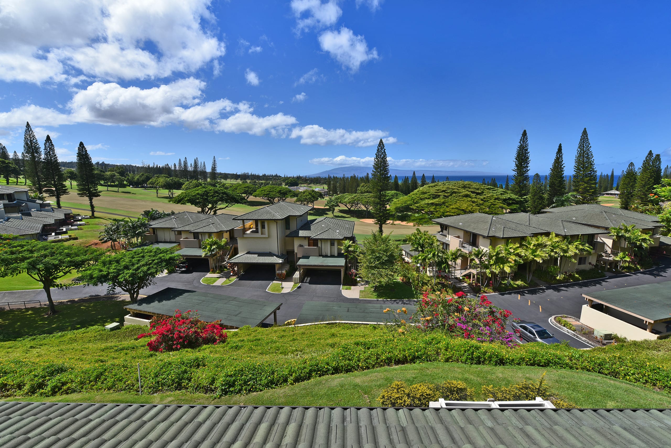 Condo in Lahaina · ★4.87 · 2 bedrooms · 2 beds · 2 baths - Image 28
