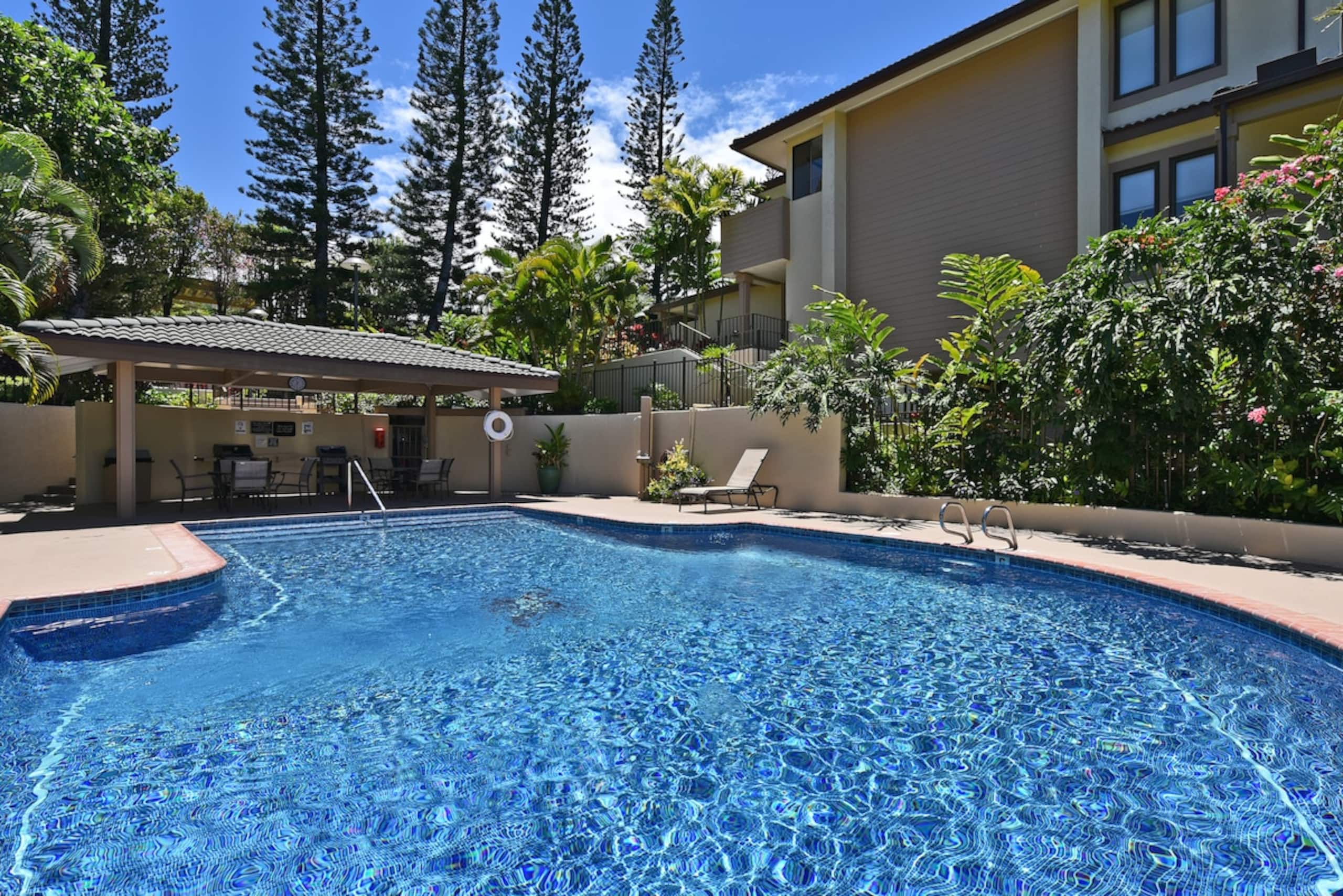Condo in Lahaina · ★4.87 · 2 bedrooms · 2 beds · 2 baths - Image 33
