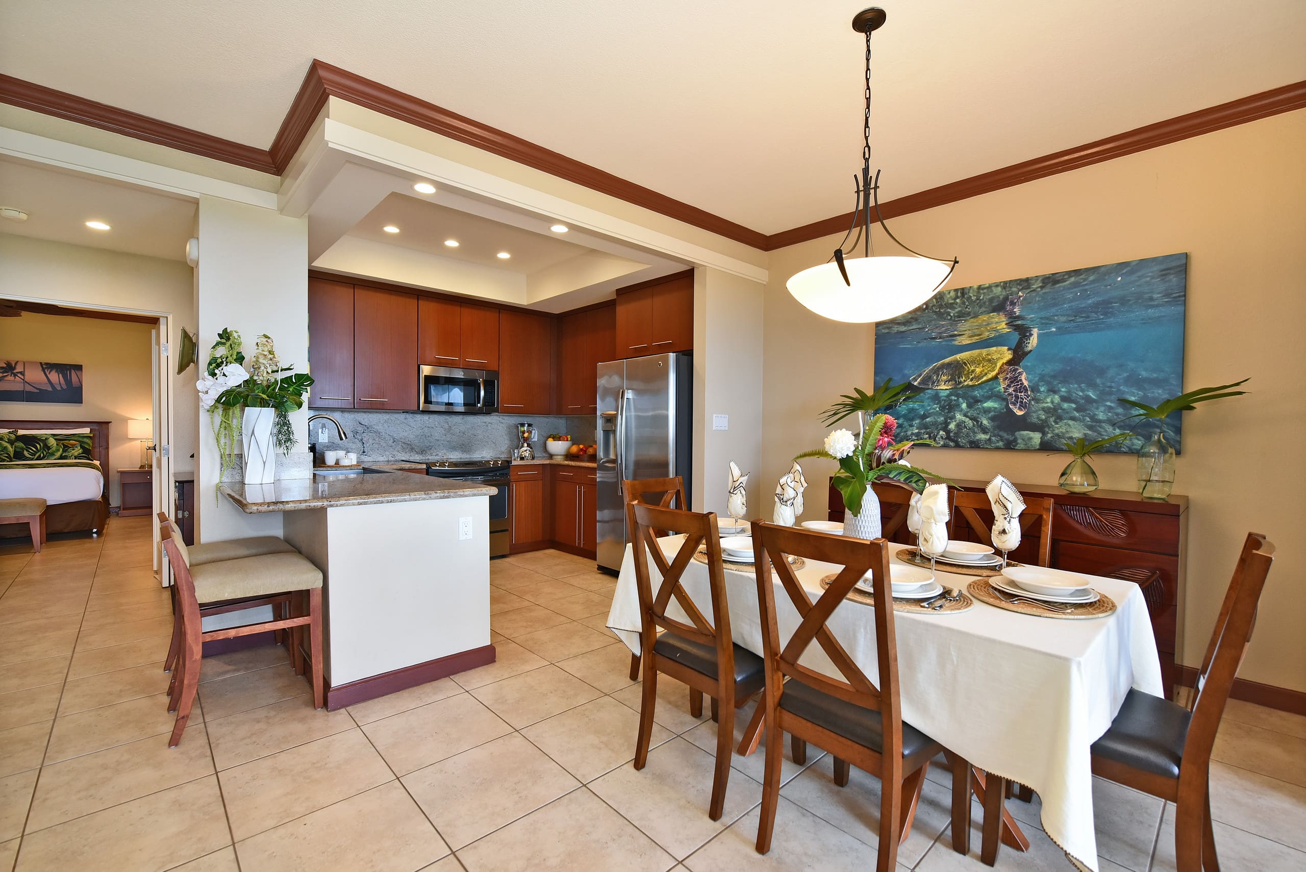 Condo in Lahaina · ★4.87 · 2 bedrooms · 2 beds · 2 baths - Image 3