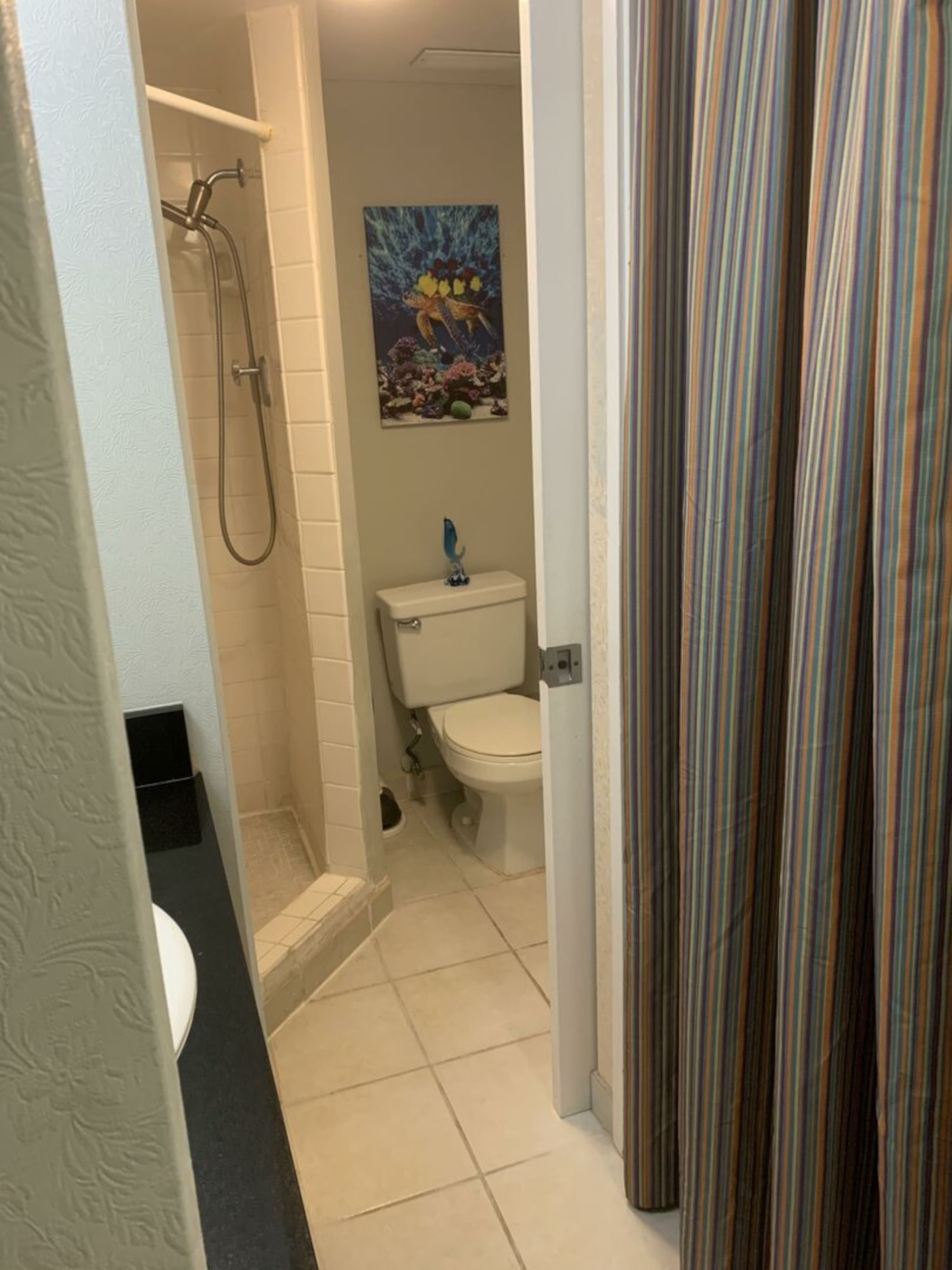 Condo in Honolulu · ★4.64 · 1 bedroom · 1 bed · 1 bath - Image 5