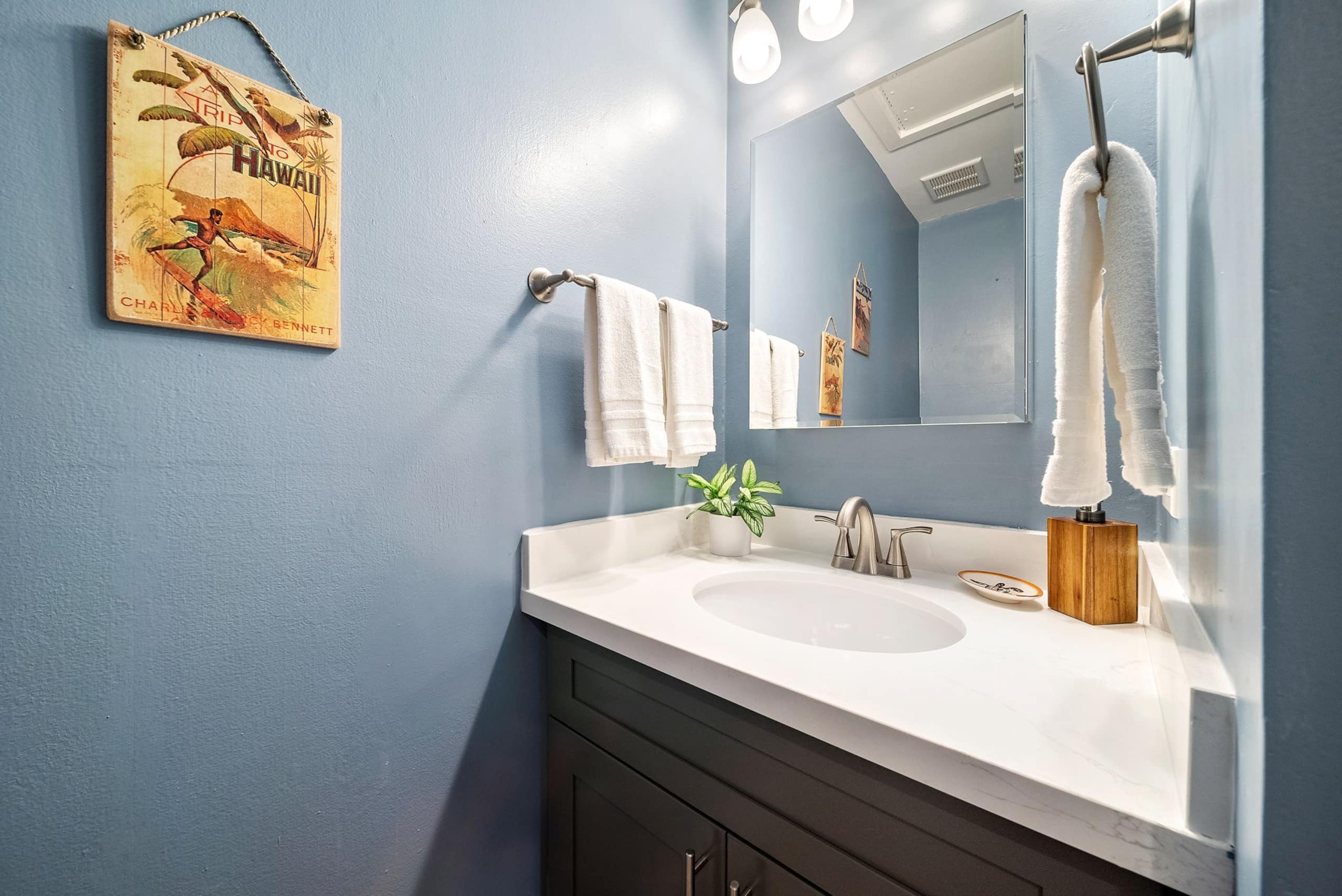 Condo in Kahuku · ★4.8 · 2 bedrooms · 4 beds · 2 shared baths - Image 34