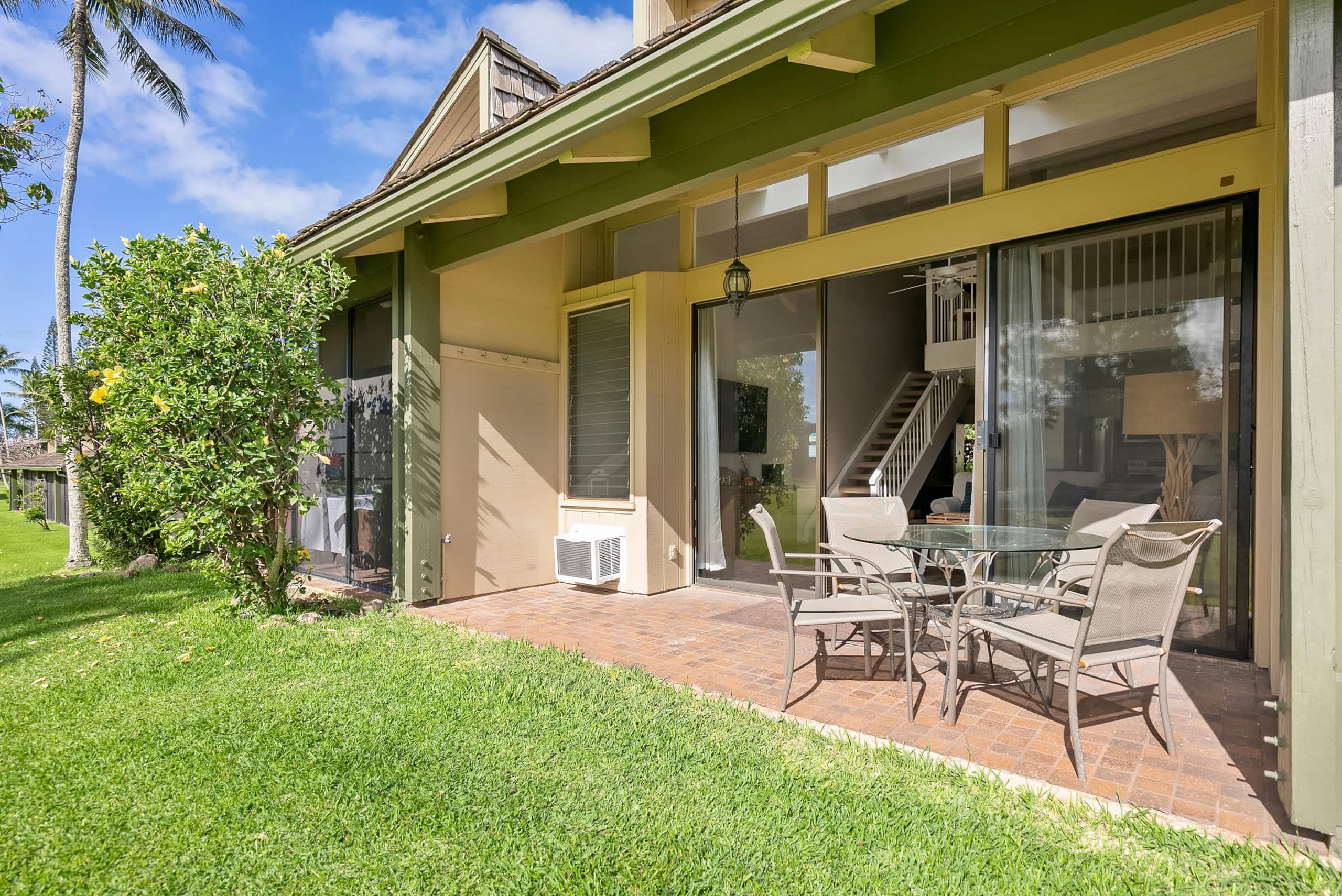 Condo in Kahuku · ★4.8 · 2 bedrooms · 4 beds · 2 shared baths - Image 7