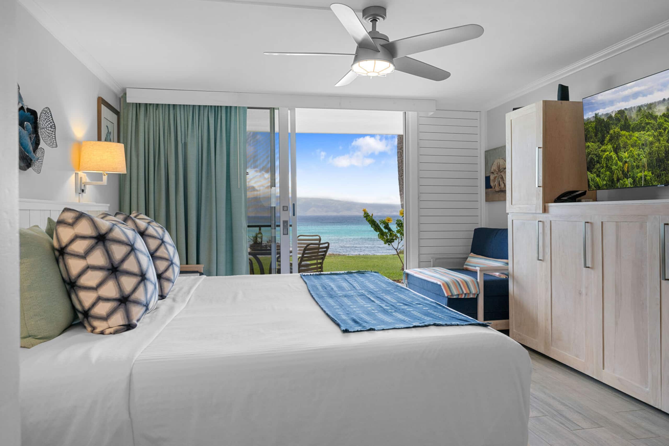 Condo in Lahaina · ★4.8 · Studio · 2 beds · 1 bath - Image 16