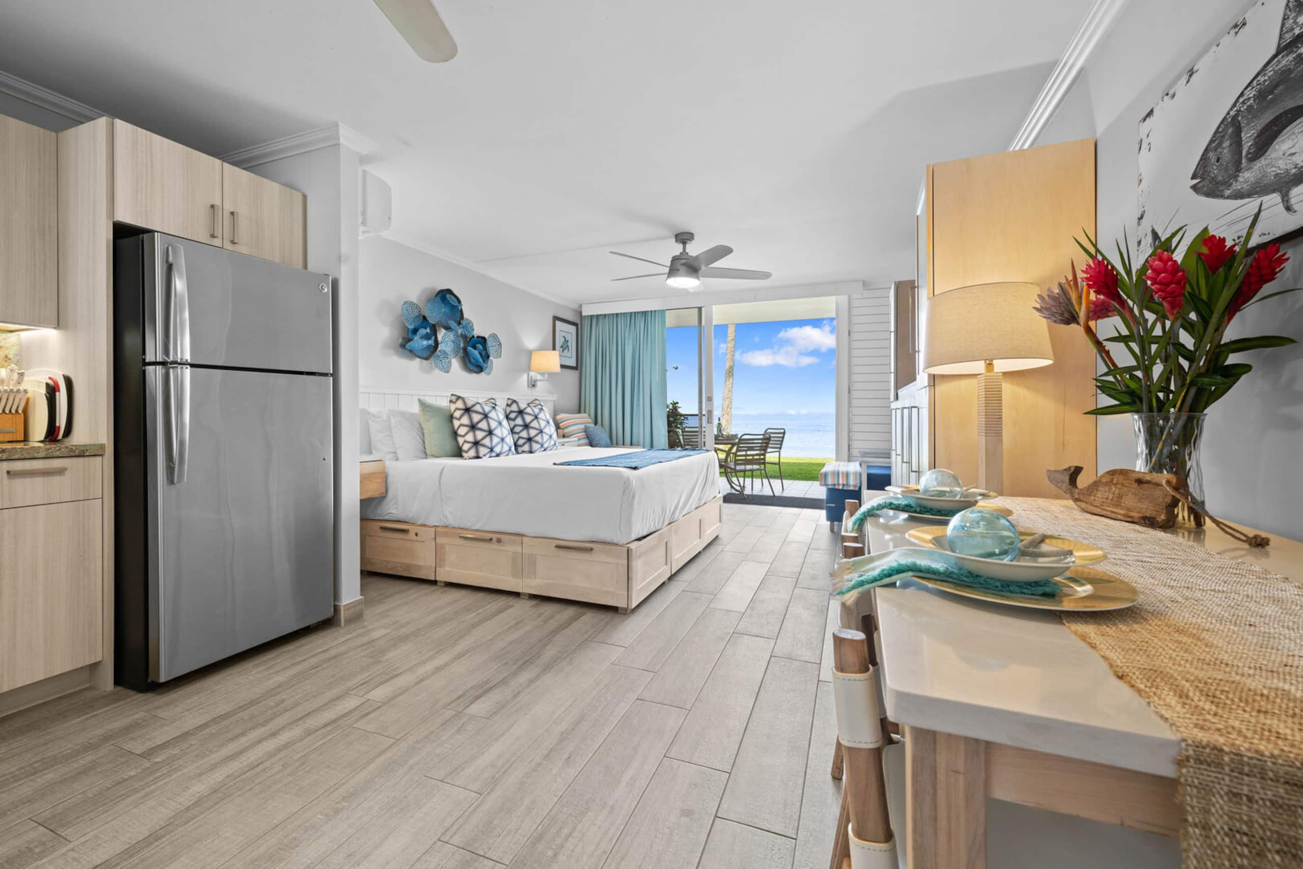 Condo in Lahaina · ★4.8 · Studio · 2 beds · 1 bath - Image 1