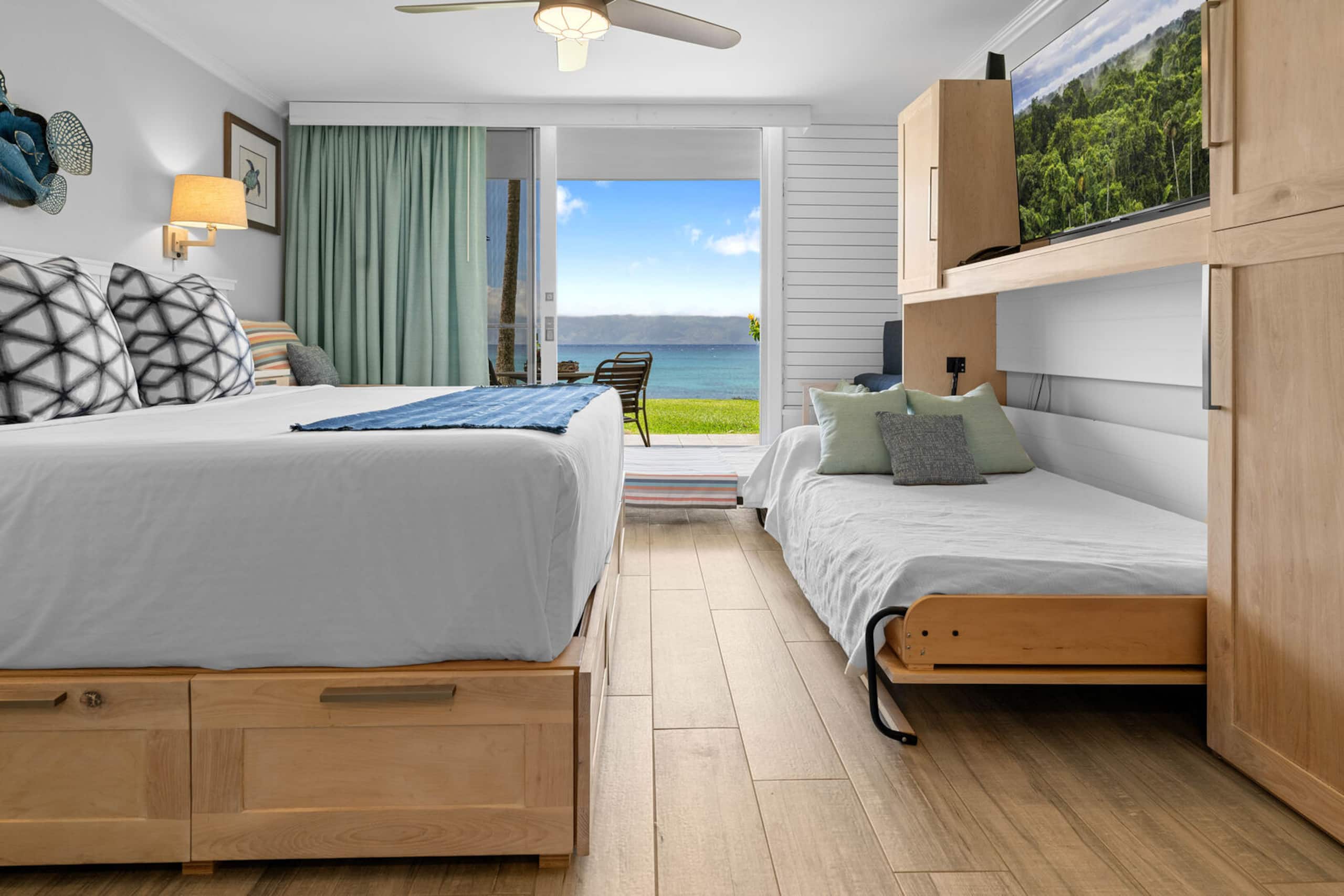 Condo in Lahaina · ★4.8 · Studio · 2 beds · 1 bath - Image 22