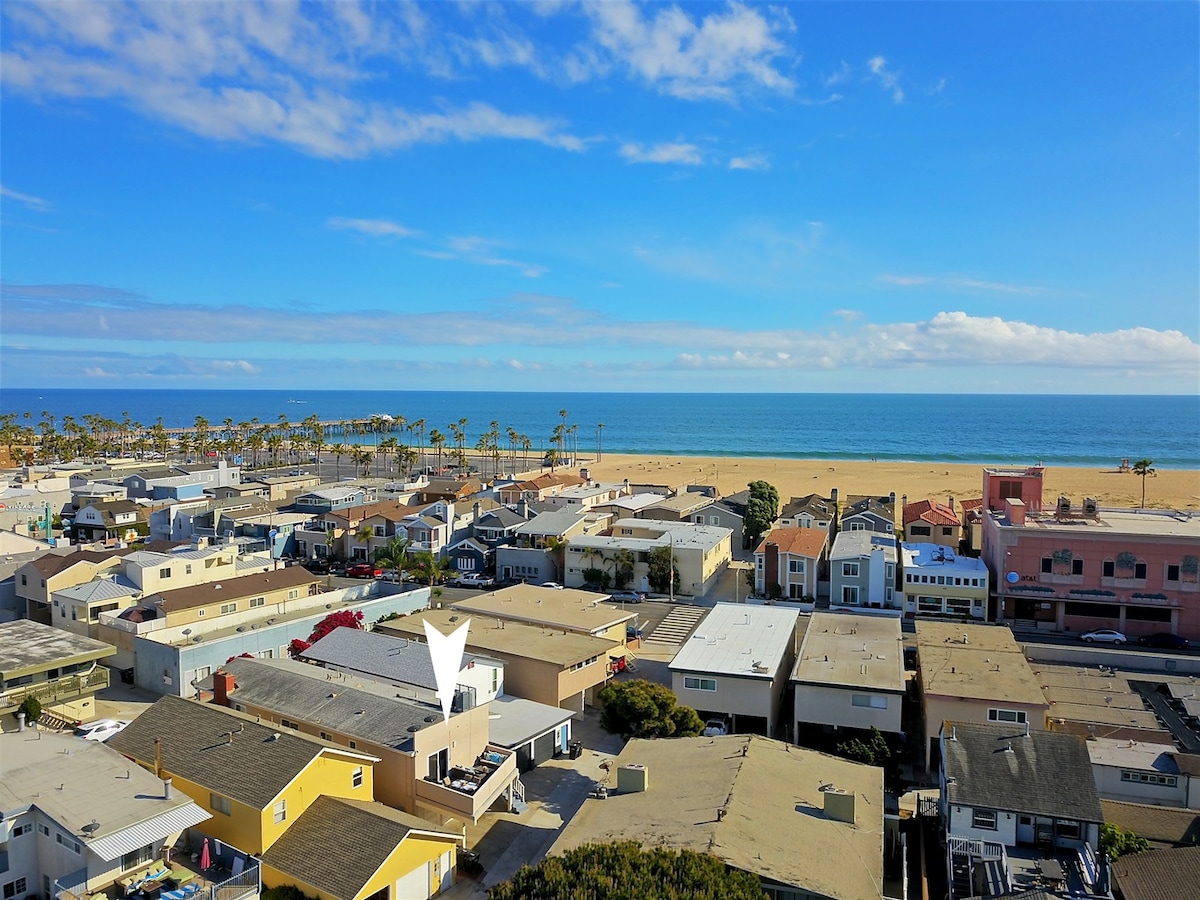 Near Beach and Balboa Pier, Shopping & Dining | Pa