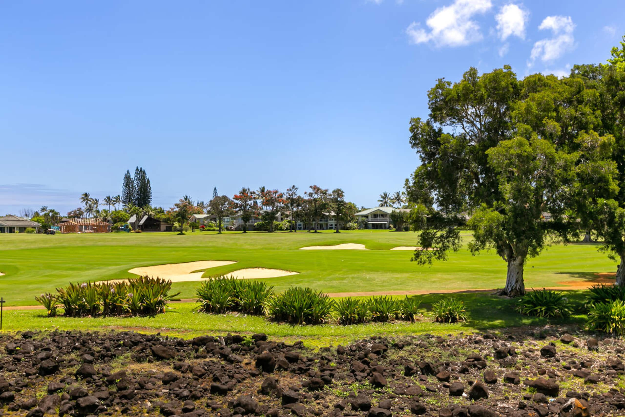 Golf Course Frontage, Heated Pool, Mins to Beaches - Photo 24