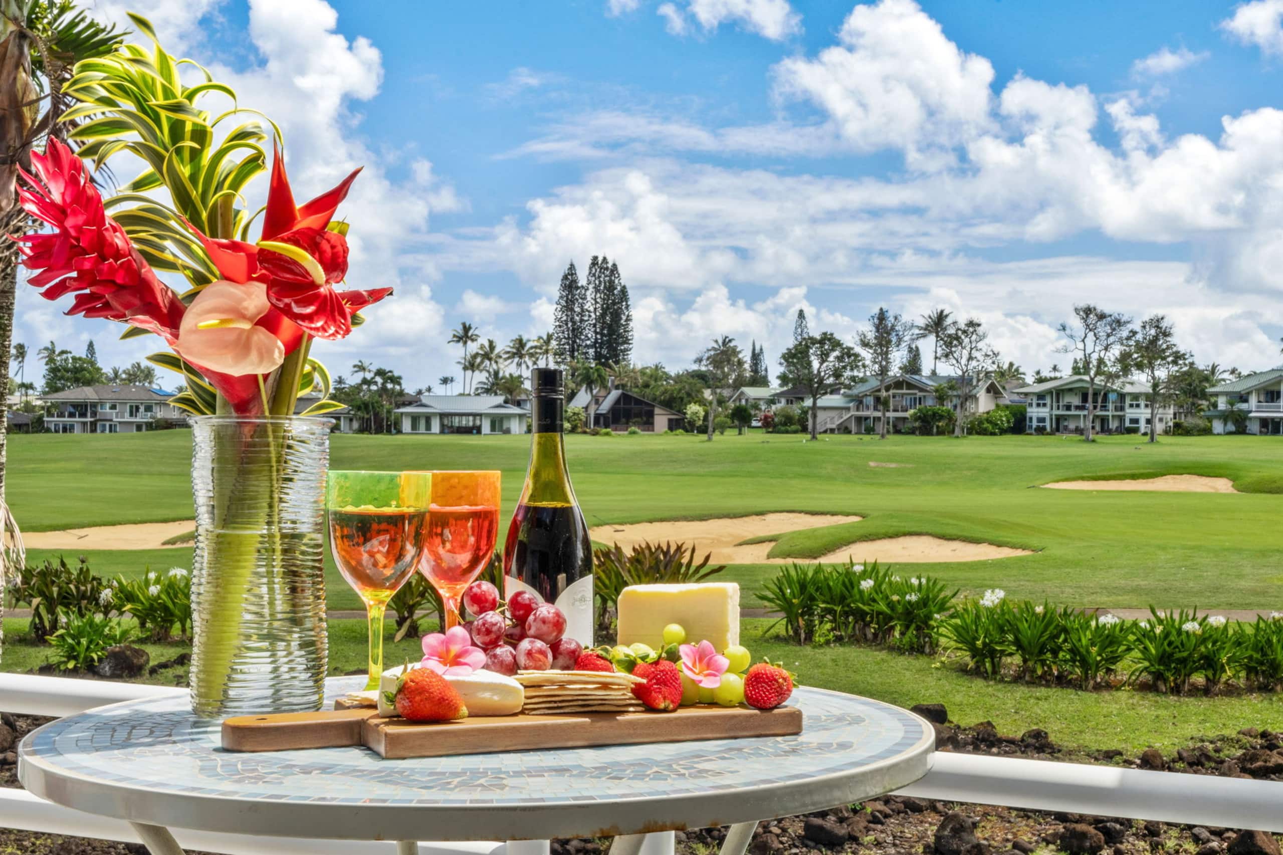 Golf Course Frontage, Heated Pool, Mins to Beaches - Photo 15