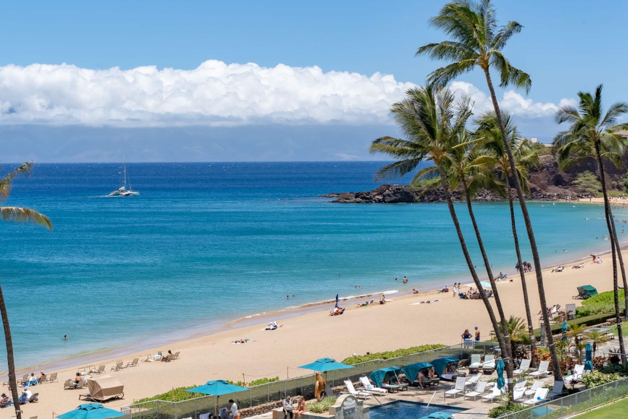 Condo in Lahaina · ★4.84 · Studio · 2 beds · 1 bath - Image 4