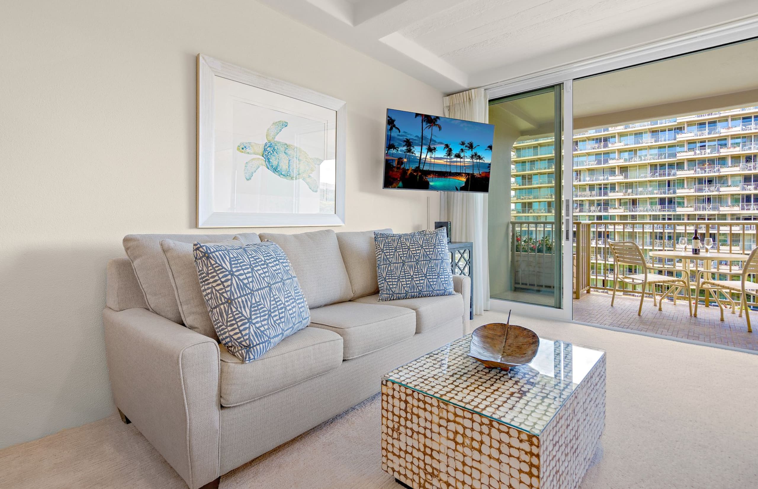 Condo in Lahaina · ★4.84 · Studio · 2 beds · 1 bath - Image 17