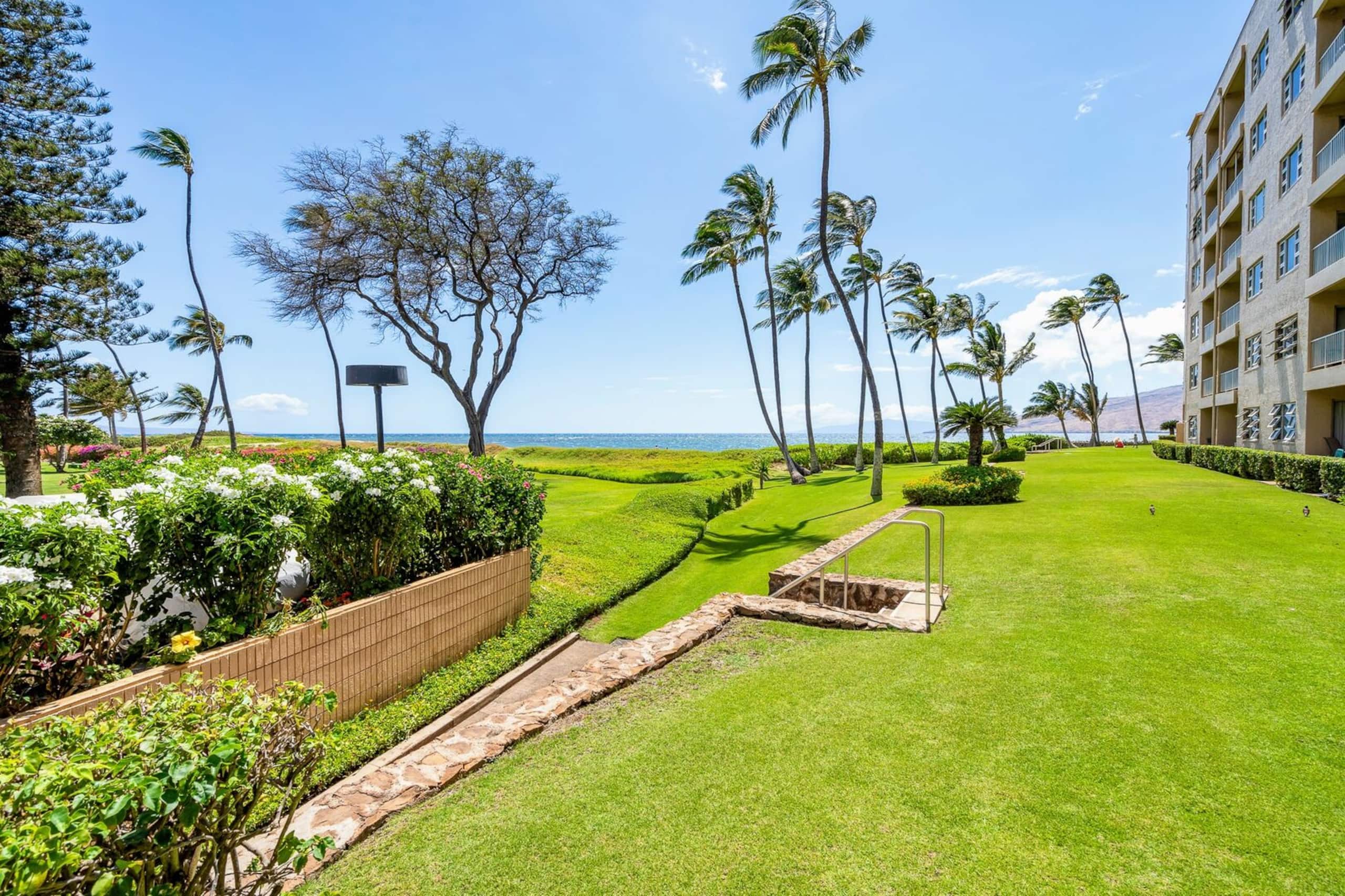 Condo in Kihei · ★4.46 · 2 bedrooms · 3 beds · 2 baths - Image 40