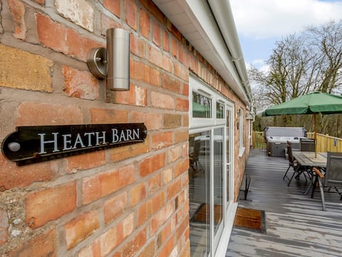 Heath Barn