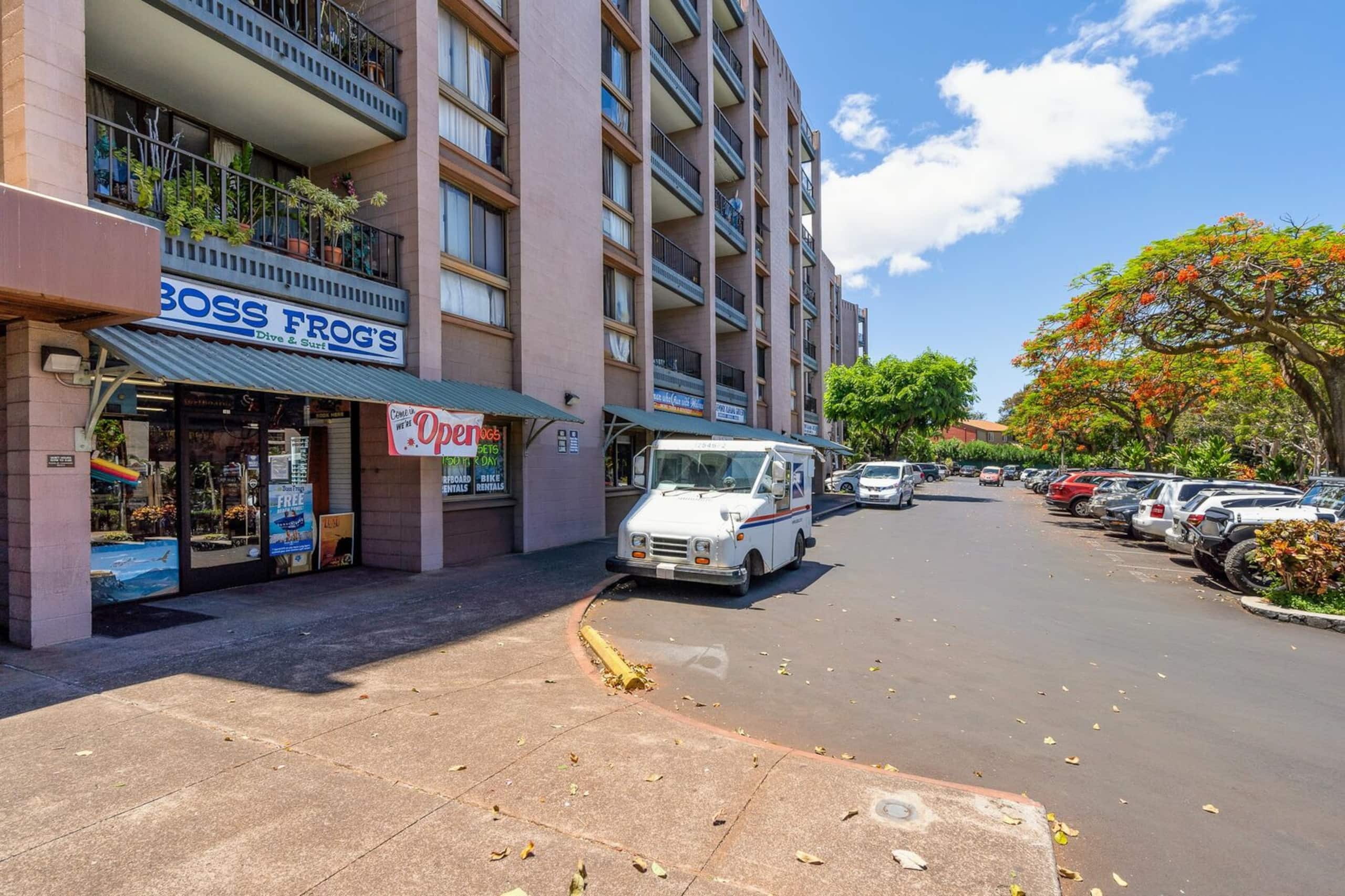 Condo in Lahaina · ★4.67 · 2 bedrooms · 4 beds · 2 baths - Image 32