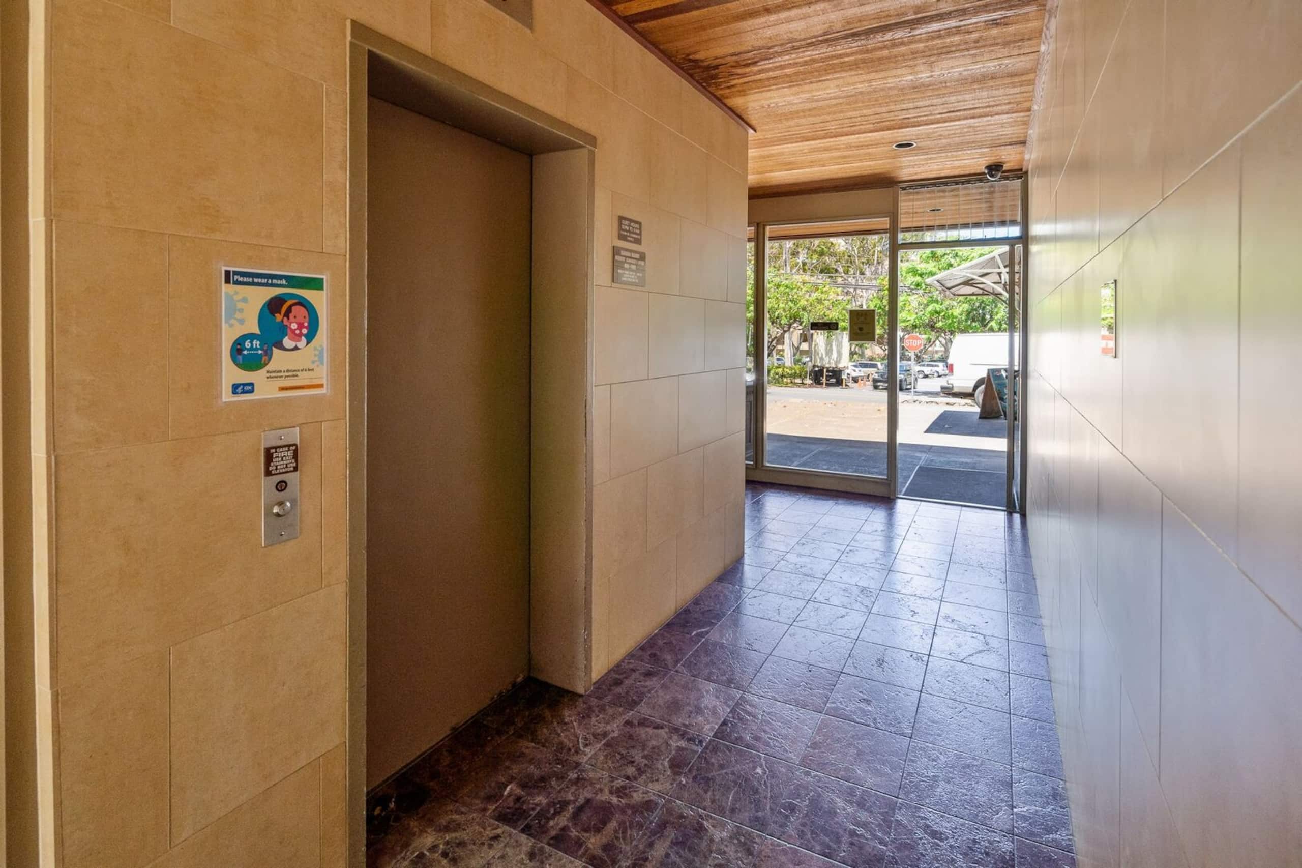 Condo in Lahaina · ★4.67 · 2 bedrooms · 4 beds · 2 baths - Image 31