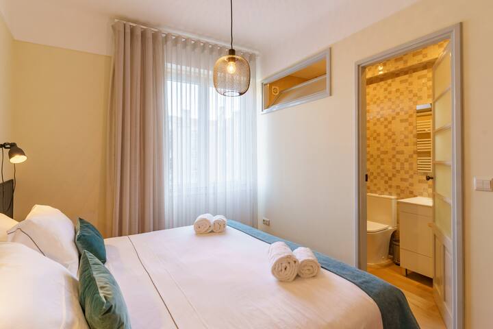 Feel Porto Downtown Woods Flat gallery image 3