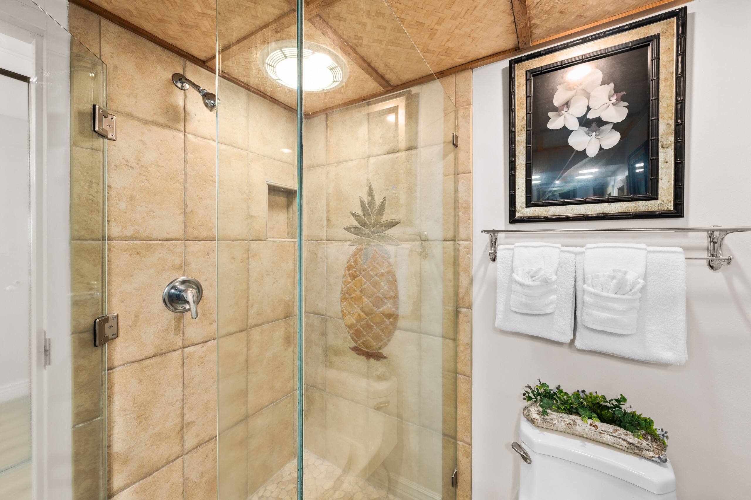 Condo in Lahaina · ★4.83 · 1 bedroom · 1 bed · 1 private bath - Image 23