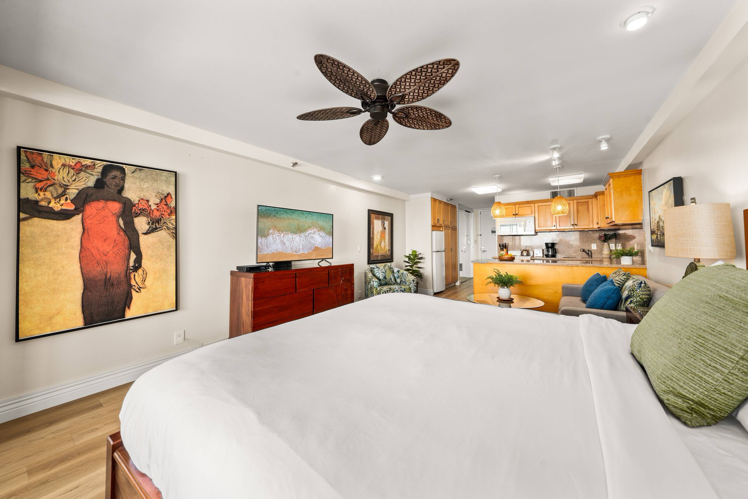 Condo in Lahaina · ★4.83 · 1 bedroom · 1 bed · 1 private bath - Image 14