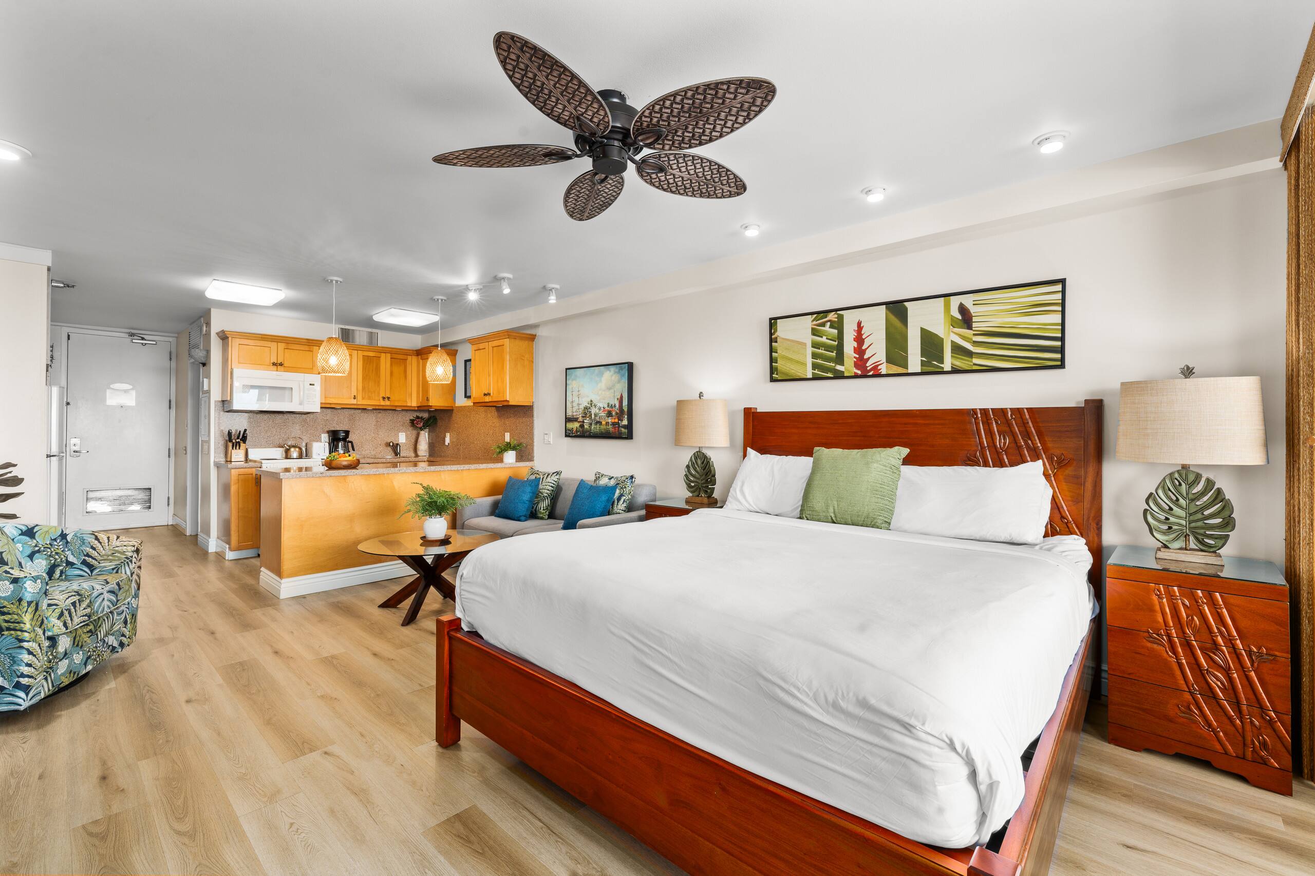 Condo in Lahaina · ★4.83 · 1 bedroom · 1 bed · 1 private bath - Image 16