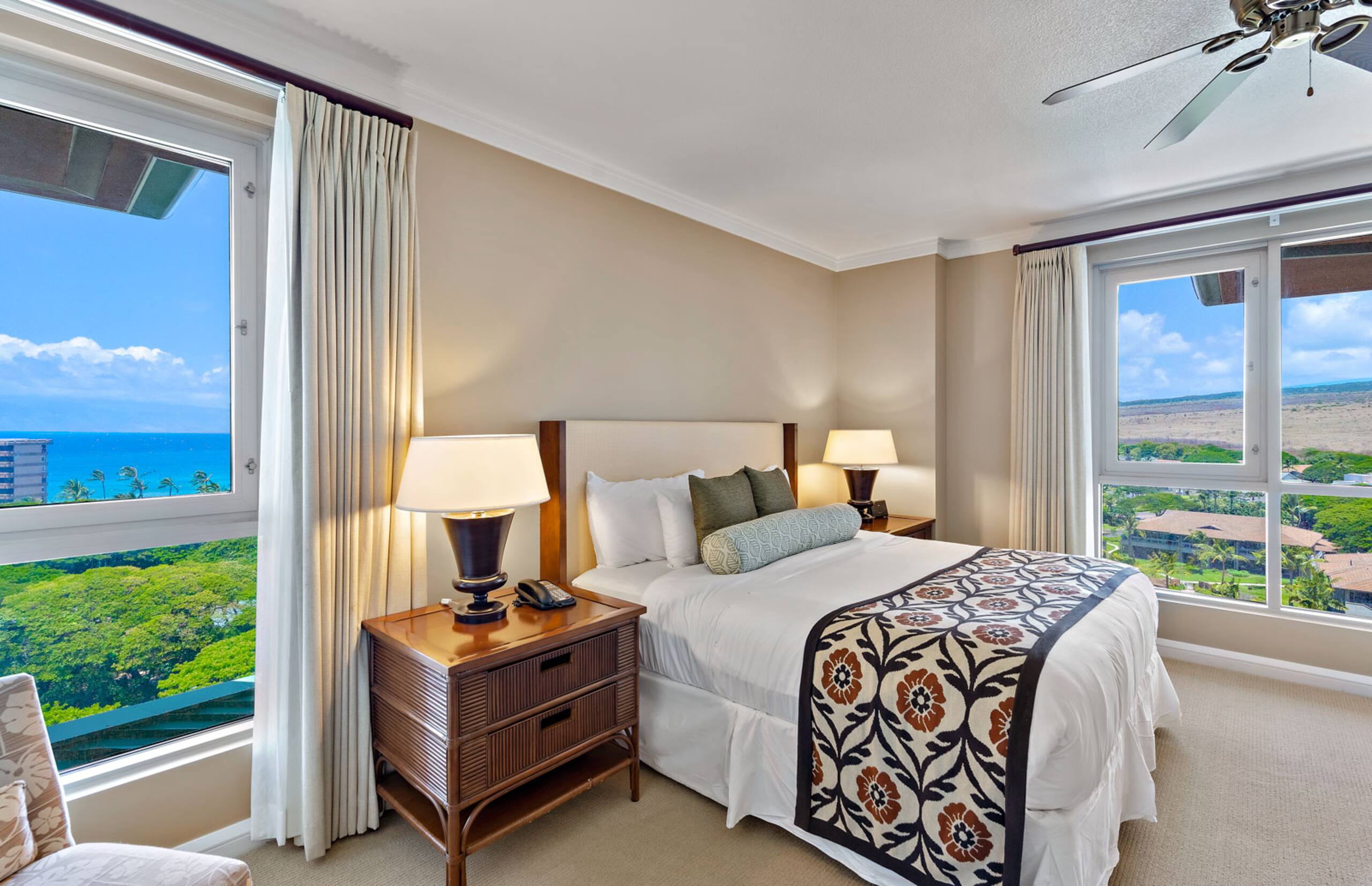 Condo in Lahaina · ★4.8 · 2 bedrooms · 3 beds · 2 baths - Image 15