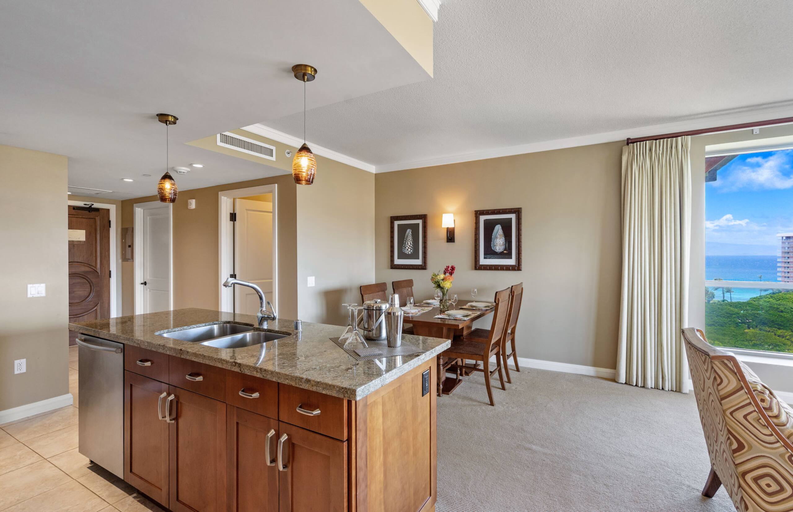 Condo in Lahaina · ★4.8 · 2 bedrooms · 3 beds · 2 baths - Image 8
