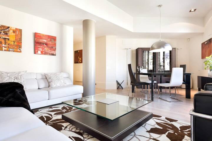 Three bedroom superior apartment Paseo de Gracia – You Stylish