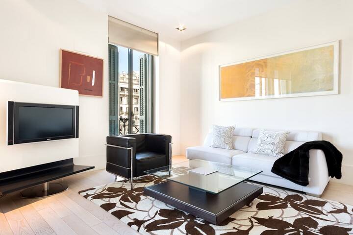 Three bedroom superior apartment Paseo de Gracia – You Stylish gallery image 2