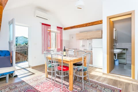 A-2783-d Two bedroom apartment with balcony and