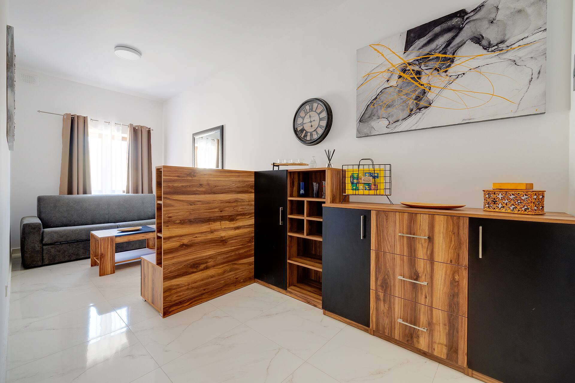 Idyllic Apartment steps from the Promenade — zdjęcie 4