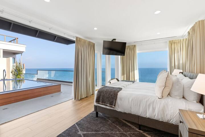 Malibu Sand Carbon Beach by Stay Awhile Villas gallery image 3