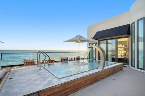 Malibu Sand Carbon Beach by Stay Awhile Villas